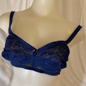Ladies Vintage Navy Bra Size 38